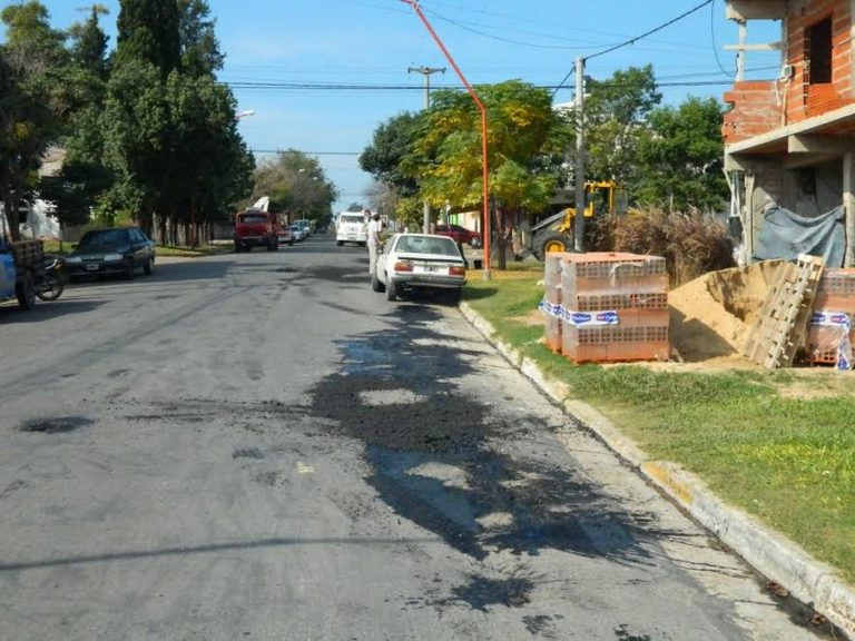 Bacheo en la planta urbana de Oro Verde