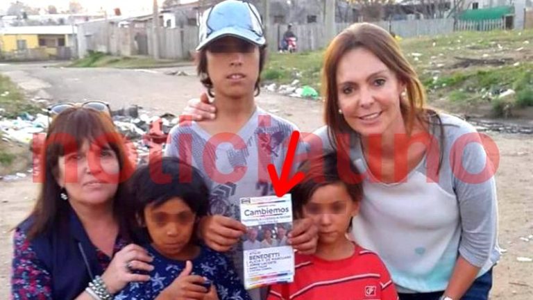 Niños en extrema pobreza son usados en la campaña de Benedetti