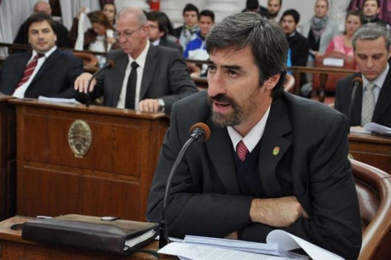 Giano cuestionó las decisiones políticas de Macri respecto a la Cafesg