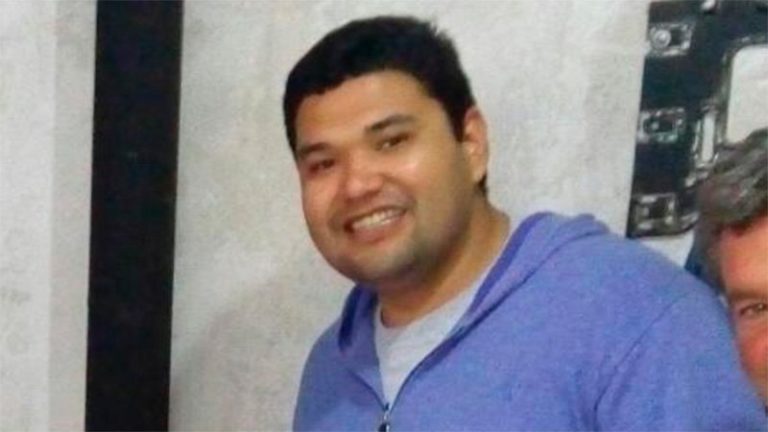 Sigue la búsqueda del profesor Hernán Flores