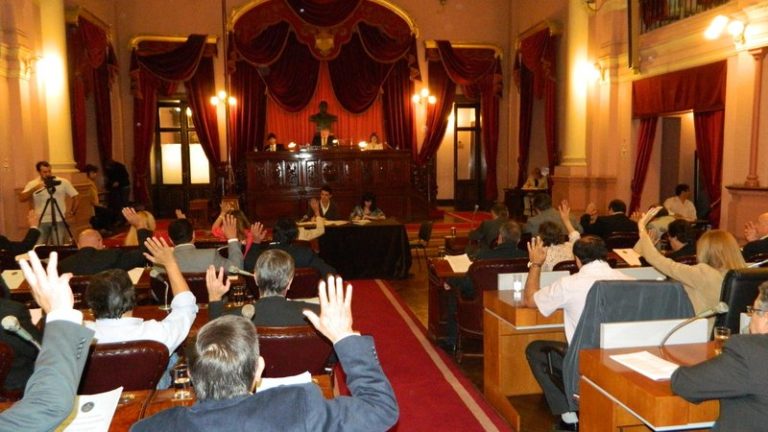 Bloques peronistas entrerrianos condenaron la persecusión política