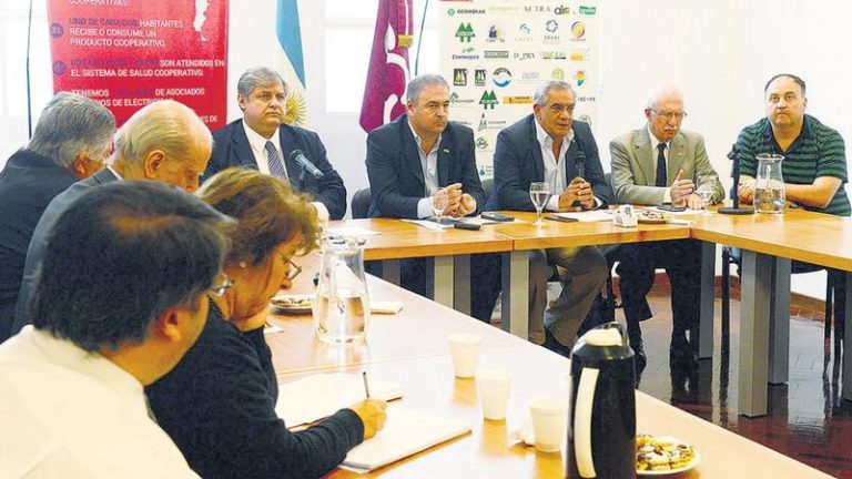 Referentes del cooperativismo cuestionaron la reforma tributaria