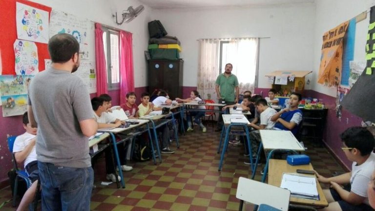 Se trabaja en escuelas para prevenir el dengue