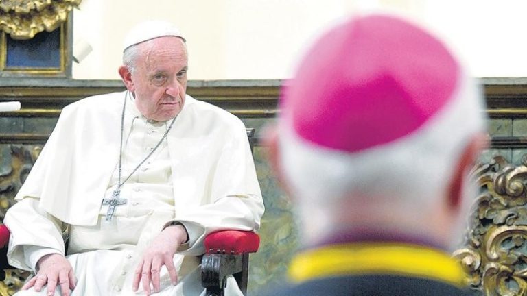 El Papa pidió perdón por abusos sexuales de los curas