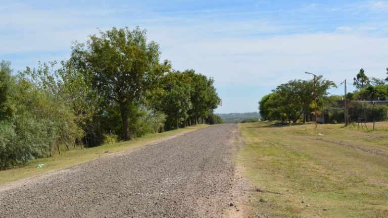Reemplazo de broza por piedra mora en Los Ñandúes