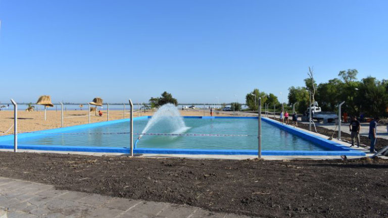 A 12 días del inicio del otoño inaguran un piletón en el Thompson