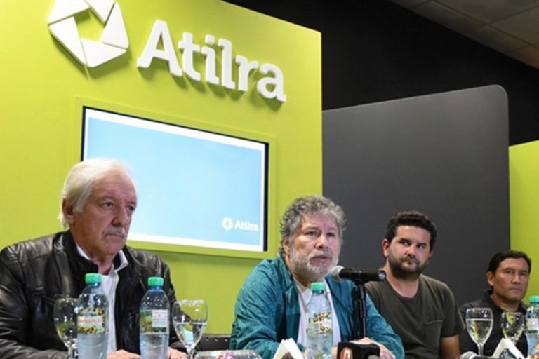 Empleados de industrias lácteas acordaron suba salarial de 15%