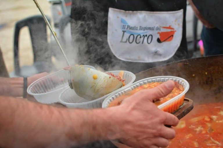 Está en marcha la tercera Fiesta Regional del Locro en Oro Verde