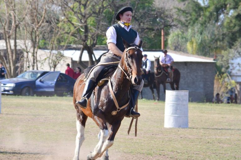 Destrezas criollas para celebrar el 32 aniversario de Oro Verde