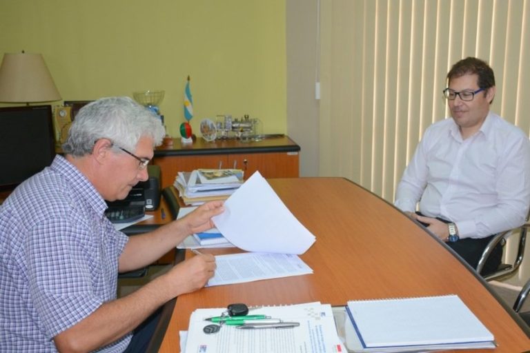 El Municipio firmó un convenio para reordenar el tránsito en Oro Verde