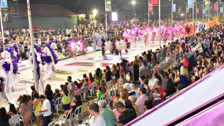 Carnavales y fiestas populares de Entre Ríos convocan a turistas