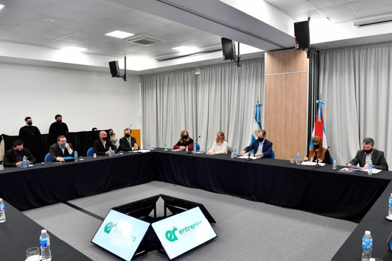 Paraná, Colonia Avellaneda, Oro Verde y San Benito extienden las restricciones