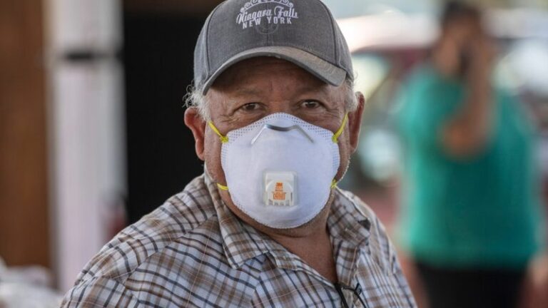 La OMS explicó por qué los barbijos con válvulas no previenen el coronavirus