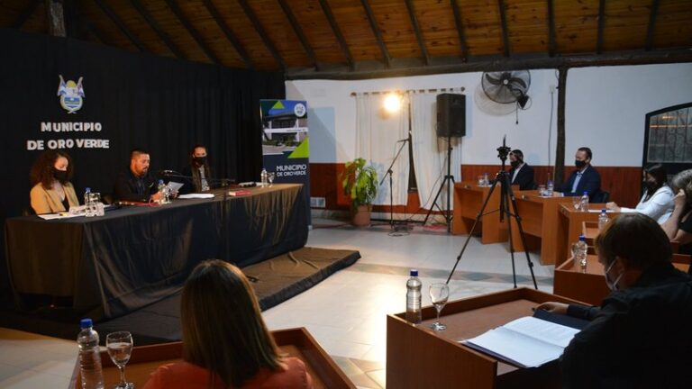 Oscar Toledo dejó inaugurado el período 2021 de sesiones ordinarias del Concejo Deliberante