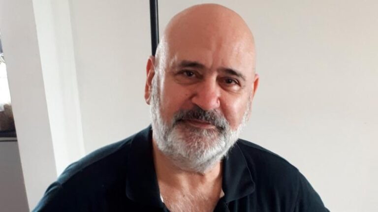 Murió de coronavirus el tenor que cantaba desde su balcón en Almagro