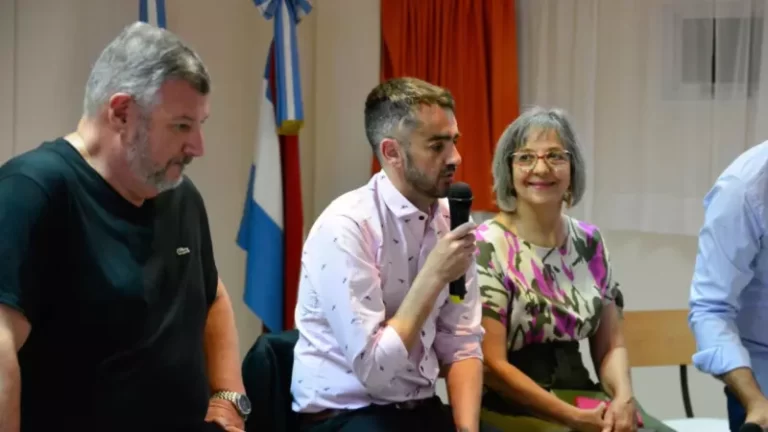 Conocé el libro que marca un antes y un después en la historia de María Grande