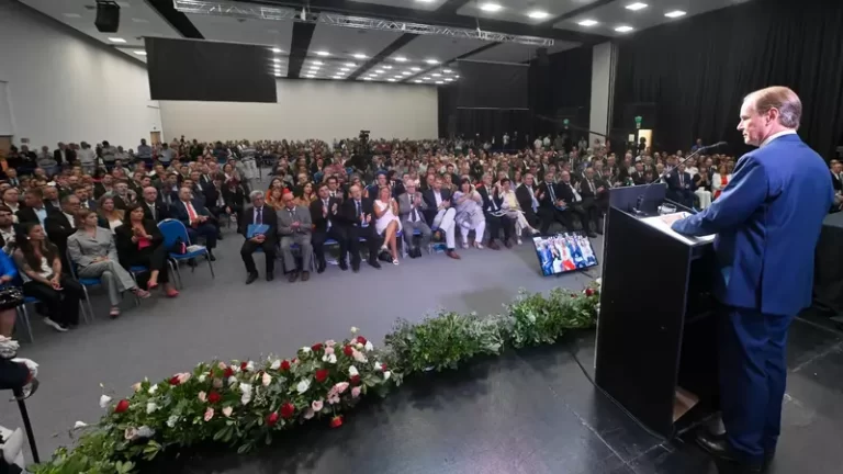 Bordet fustigó a Frigerio en la inauguración de las sesiones legislativas