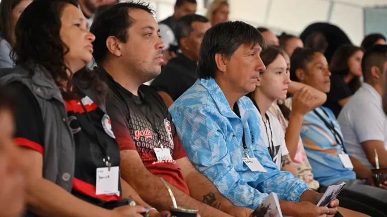 Más de 80 líderes deportivos y sociales recibieron capacitación en Paraná