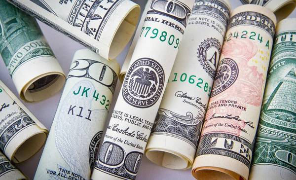 Cotizaciones del Dólar Oficial y Paralelo al Inicio de la Semana