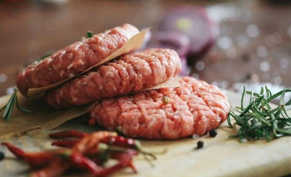 Paty en riesgo: el frigorífico productor de sus hamburguesas al borde del cierre