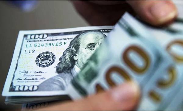 Pronóstico Económico 2026: Dólar Débil, Inflación Creciente y Recesión Continua