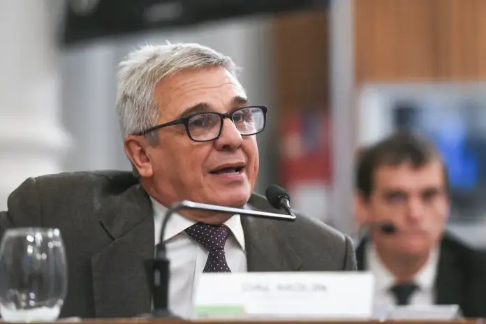 Entre Ríos Cumple con el Pago de Deuda y Reafirma el Orden Administrativo