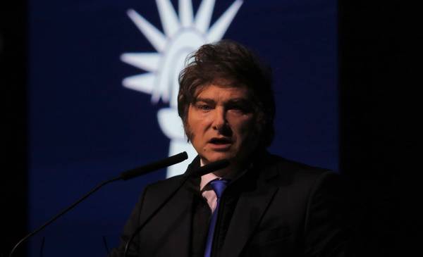 La economía del trauma: cómo la deuda, los enclaves y la inestabilidad moldean el desarrollo