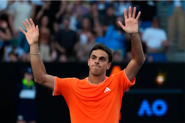 Francisco Cerúndolo, Last Argentine Standing, Exits Australian Open 2026