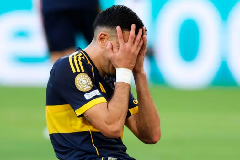 Rodrigo Battaglia sufrirá baja de más de seis meses por lesión