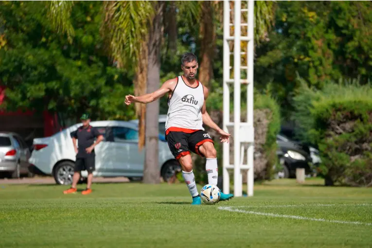 Colón vs Patronato: Imágenes y Análisis del Partido
