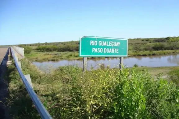 Pescador desaparece tras caer de su embarcación en el Río Gualeguay