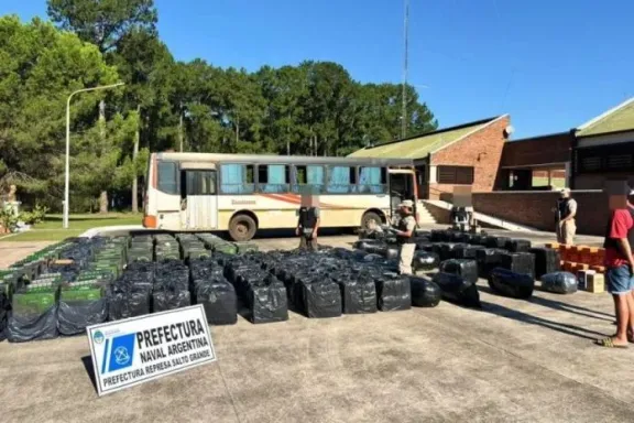 Mercadería ilegal por $290 millones incautada en operativo de Micro en Entre Ríos