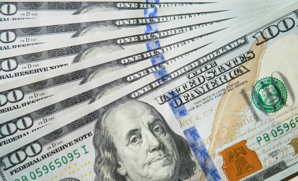 Cotización del dólar y tipos paralelos al inicio de semana en Argentina