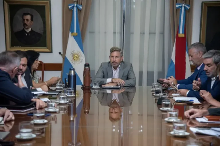 Frigerio supervisó la asistencia provincial por el temporal en ciudades afectadas