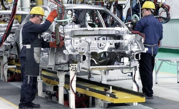 Cierre de Turno: Impacto y Consecuencias para la Industria Automotriz
