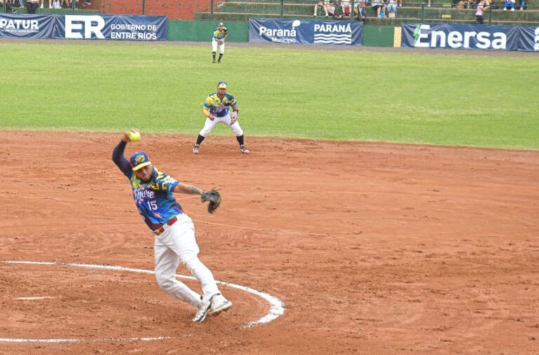 Paraná recibe el primer Torneo Internacional de Sóftbol
