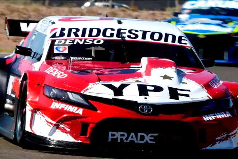 Rossi reconquista la pole en Neuquén tras tres años de espera