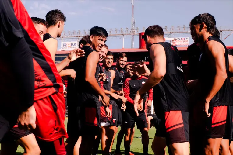 Colón modifica su esquema para la visita a Patronato: claves del partido