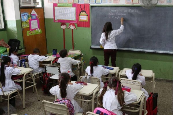 Paro docente y asistencia dispar marcan el inicio de clases en Entre Ríos