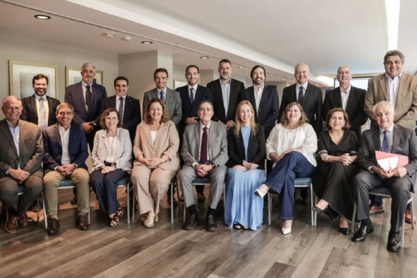 Autoridades sanitarias de Entre Ríos participan en reunión federal nacional