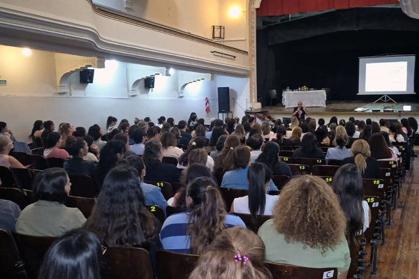 Inauguración del Ciclo de Capacitaciones de Enfermería 2026: Fortaleciendo la Excelencia Clínica