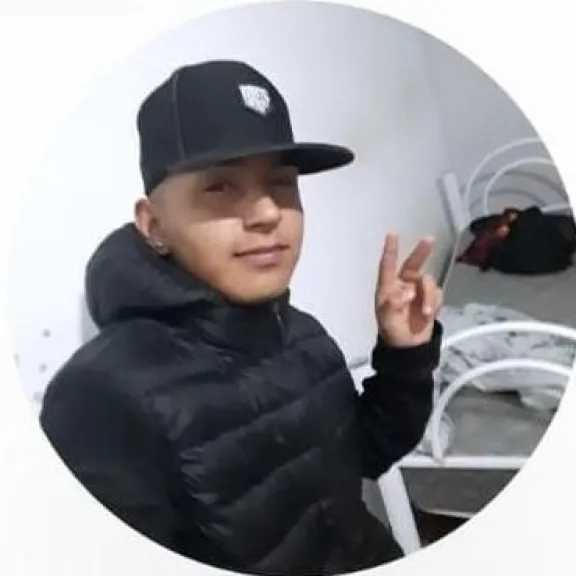 Adolescente Desaparecido em Centro, Paraná: Últimas Informações e Como Ajudar