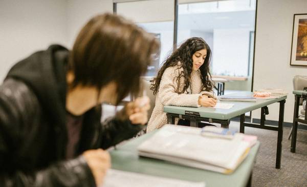 ¿No cobraste la Beca Progresar en abril 2026? Posibles causas y soluciones