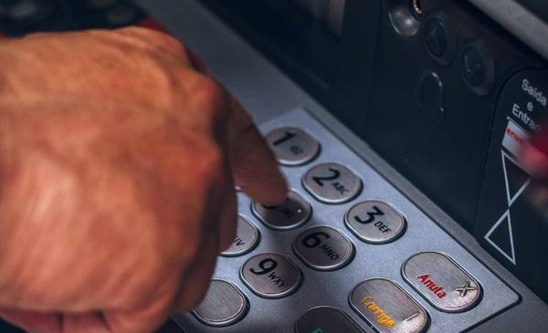 Paro bancario este lunes 27 de abril: ¿cómo funcionarán los servicios?