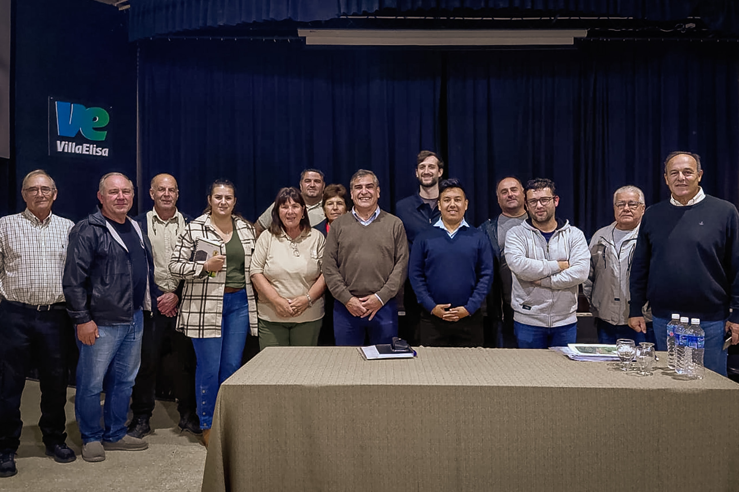 Vialidad y Municipios de Colón Acuerdan Mejoras en Caminos Rurales