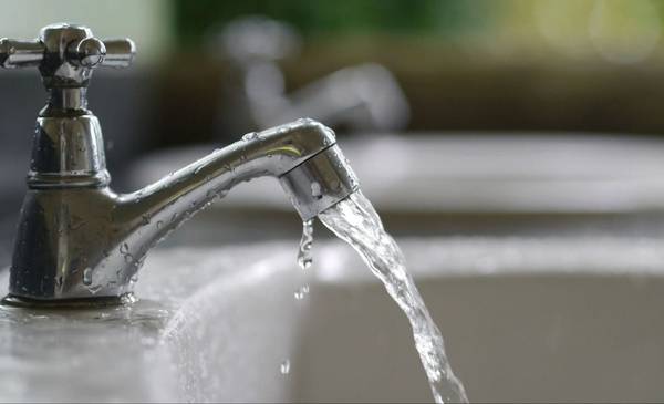 Aumento del agua hasta agosto: el Gobierno confirmó de cuánto será la suba