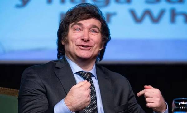 Milei adelanta $400.000 millones en coparticipación a doce provincias argentinas