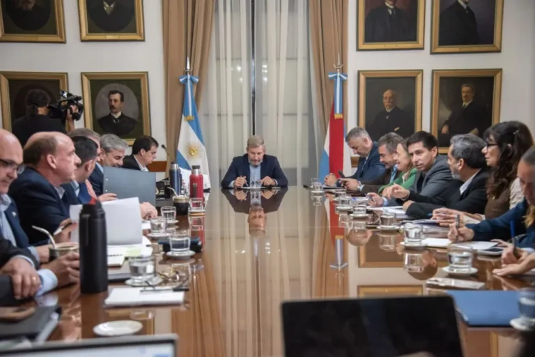 Gabinete prioriza gestión y seguridad escolar integral en nueva reunión