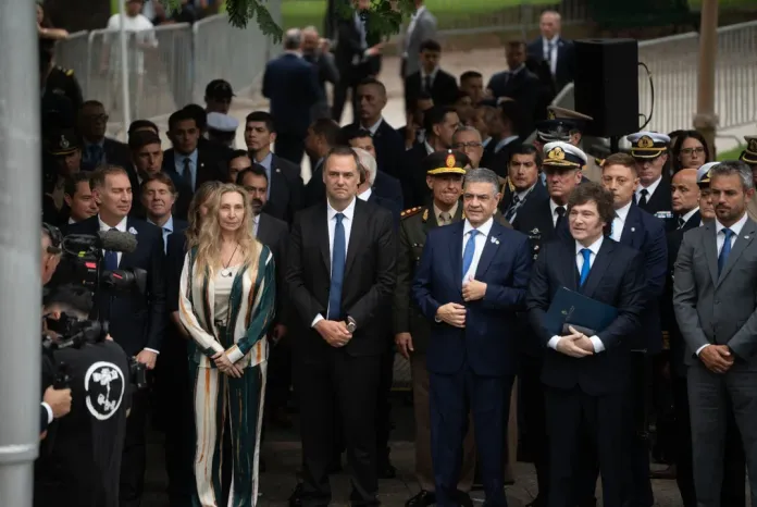 Milei Reafirma Soberanía Argentina en Malvinas y Rechaza Explotación Petrolera