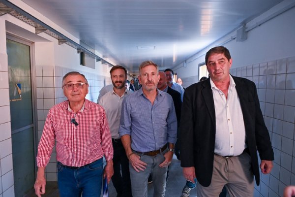 Gobernador Supervisa Avances de Obras en el Hospital Felipe Heras de Concordia